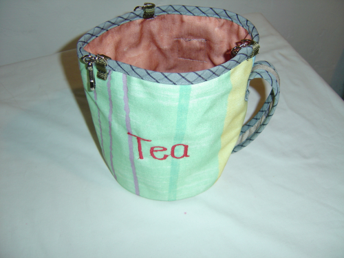 tea cup hammock 6 x 7 ins.